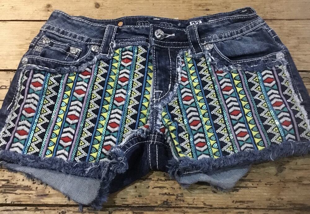 miss me Womens Size 27 aztec embellished jean shorts